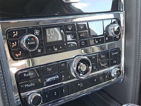 Used 2017 Bentley Mulsanne Speed image 28