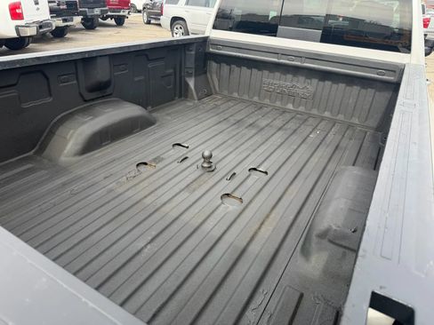 Used 2020 Chevrolet Silverado 3500 High Country image 12