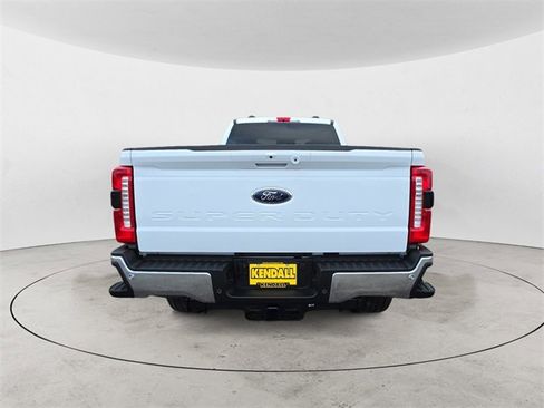 Certified 2025 Ford F350 Lariat w/ FX4 Off-Road Package image 4