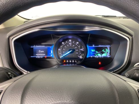Used 2018 Ford Fusion S FWD image 33