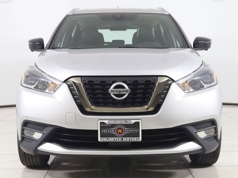 Used 2020 Nissan Kicks SR w/ SR Premium Package FWD image 45