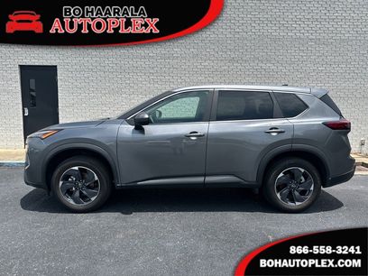 Used 2024 Nissan Rogue SV