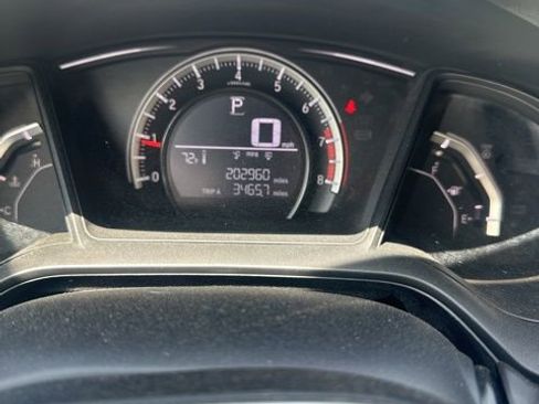 Used 2016 Honda Civic LX image 4