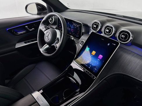Certified 2026 Mercedes-Benz GLC 300 image 17