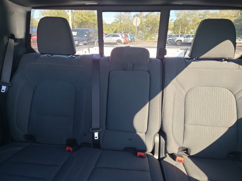 Used 2022 RAM 1500 Big Horn image 15