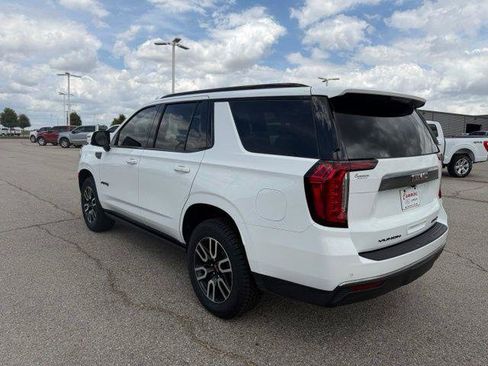 Used 2024 GMC Yukon AT4 w/ AT4 Premium Package AWD/4WD image 5