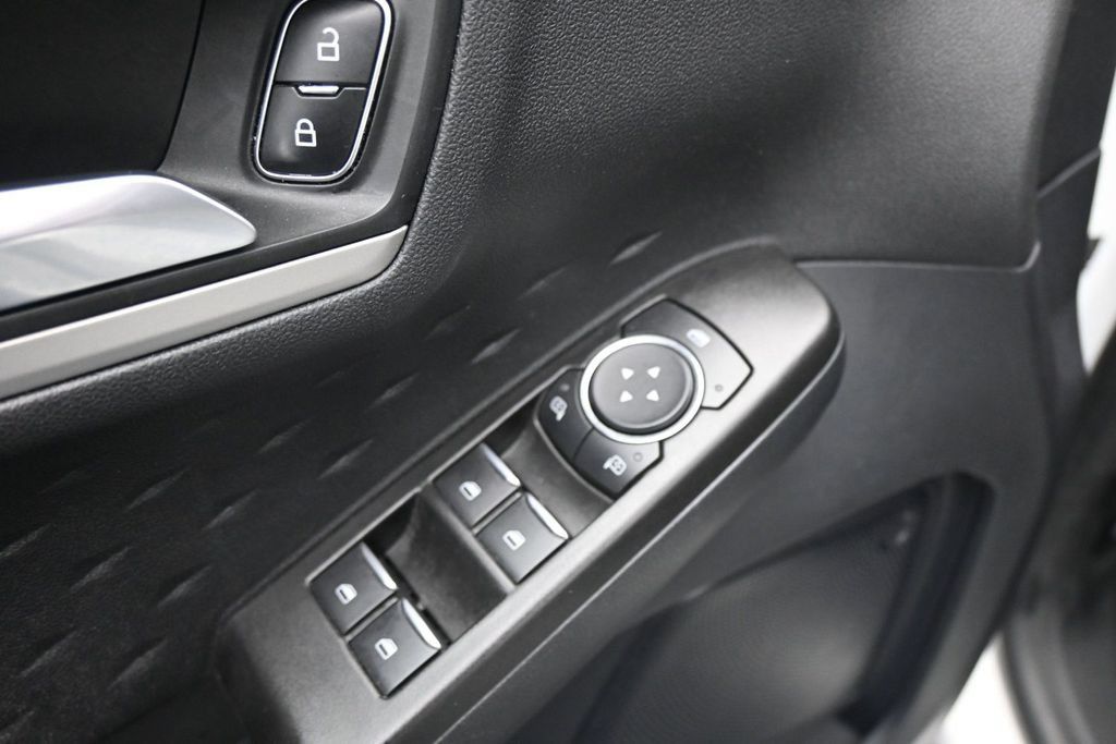 Used 2020 Ford Escape SE Sport FWD image 13