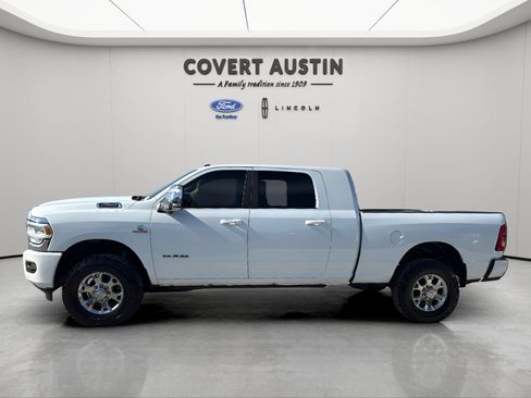 Used 2024 RAM 2500 Laramie w/ Safety Group AWD/4WD image 2