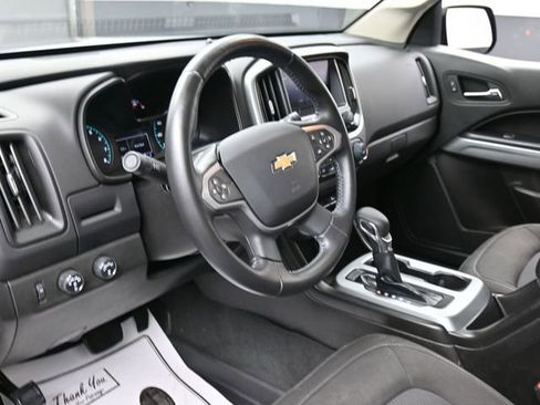 Used 2022 Chevrolet Colorado LT w/ LT Convenience Package image 14