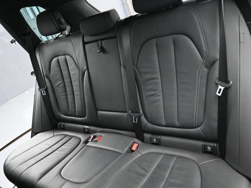 Used 2019 BMW X5 xDrive40i AWD/4WD image 16