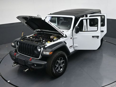 Used 2021 Jeep Wrangler Unlimited Rubicon w/ Safety Group AWD/4WD image 44