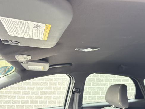 Used 2017 Ford Focus ST image 36