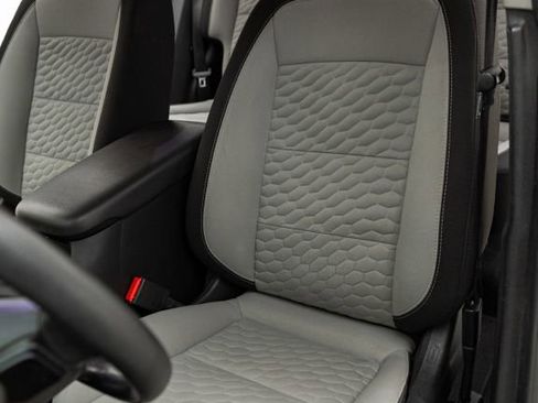 Used 2019 Chevrolet Equinox LT image 28