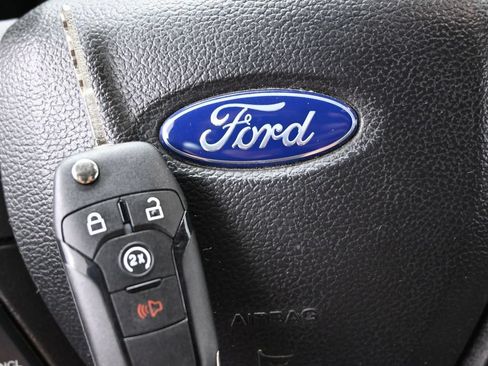 Used 2020 Ford F150 XLT w/ Equipment Group 302A Luxury AWD/4WD image 44