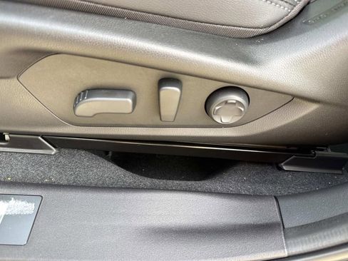 New 2026 Subaru Outback Touring XT image 25