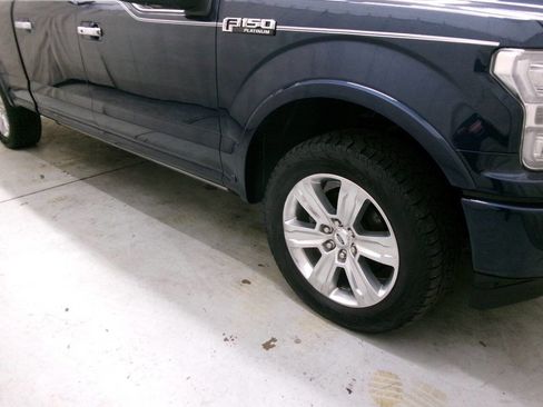 Used 2019 Ford F150 Platinum w/ Equipment Group 701A Luxury image 15