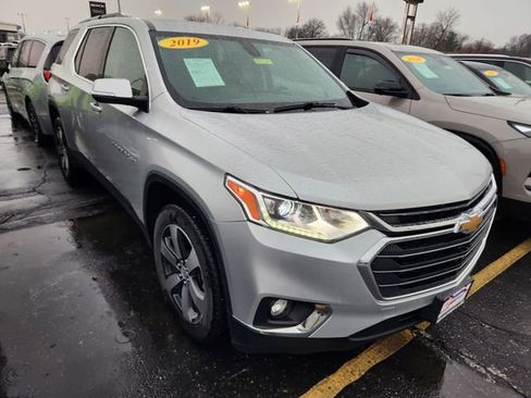 Used 2019 Chevrolet Traverse LT w/ LT Premium Package image 1