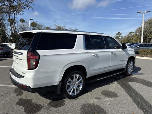 Used 2024 Chevrolet Suburban High Country w/ Max Trailering Package image 3