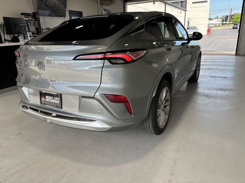Used 2025 Buick Envista Avenir FWD image 4