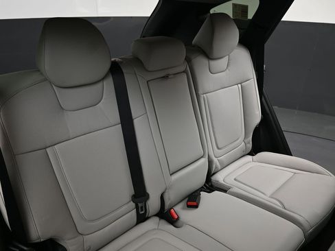 New 2026 Hyundai Tucson Limited image 16