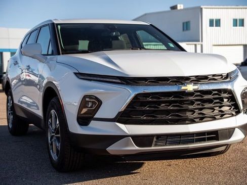 New 2026 Chevrolet Blazer LT FWD image 3