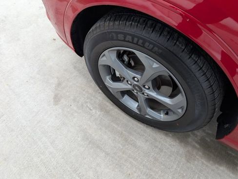 Used 2024 Ford Escape ST-Line image 7