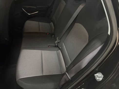 Used 2023 Kia Soul LX w/ LX Technology Package FWD image 21