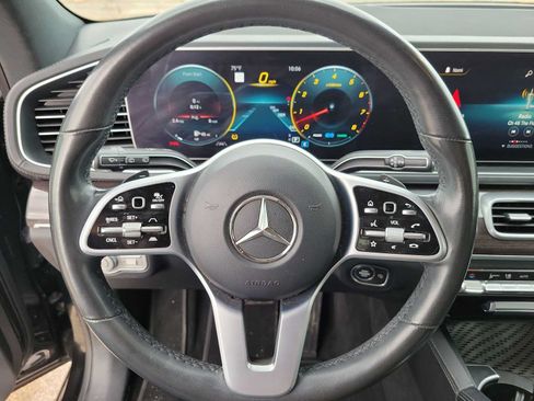 Used 2022 Mercedes-Benz GLS 450 4MATIC image 19