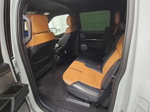 Used 2023 Ford F150 Platinum image 33