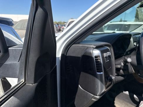 Used 2016 Chevrolet Silverado 1500 LTZ w/ LTZ Plus Package RWD image 12