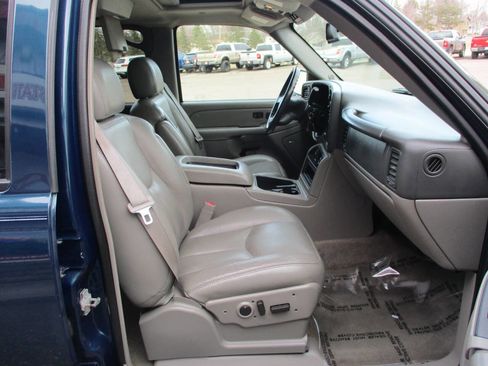 Used 2006 Chevrolet Tahoe Z71 w/ Z71 Preferred Equipment Group image 30