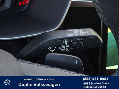 Used 2023 Audi Q3 2.0T Premium w/ Convenience Package image 24