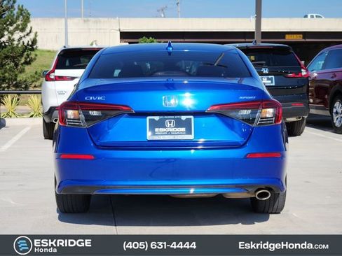 Used 2023 Honda Civic Sport image 6
