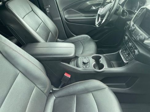 Used 2019 GMC Terrain SLT w/ Preferred Package AWD/4WD image 2