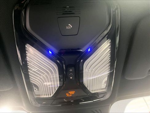 Used 2021 BMW X5 M50i w/ Executive Package image 26