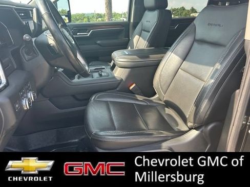 Used 2024 GMC Sierra 3500 Denali AWD/4WD image 16