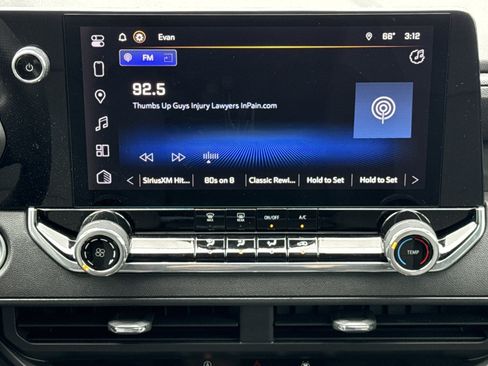 Certified 2024 Chevrolet Colorado Trail Boss w/ Technology Package image 23