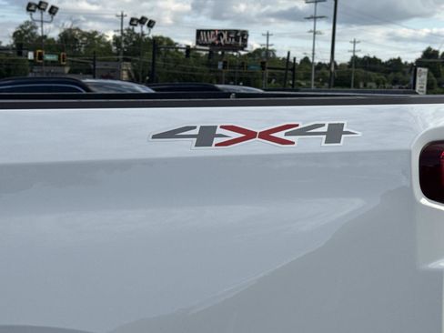 Used 2023 Chevrolet Silverado 1500 LTZ AWD/4WD image 11