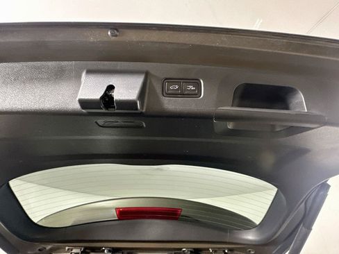 Used 2025 Kia Telluride S FWD image 32