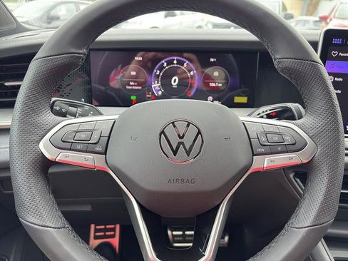 New 2026 Volkswagen Tiguan SE R-Line image 17