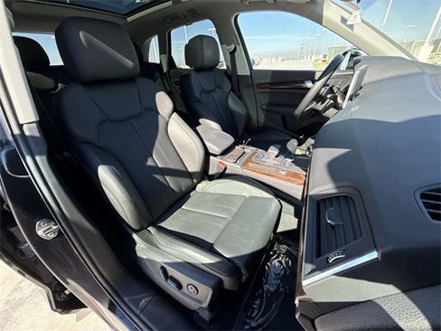 Used 2020 Audi Q5 2.0T Premium Plus w/ Premium Plus Package image 26