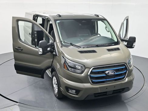 Used 2026 Ford E-Transit Low Roof RWD image 43