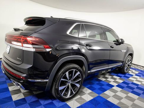 Used 2024 Volkswagen Atlas Cross Sport SEL Premium R-Line AWD/4WD image 5