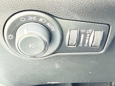Used 2024 Jeep Compass Limited AWD/4WD image 13