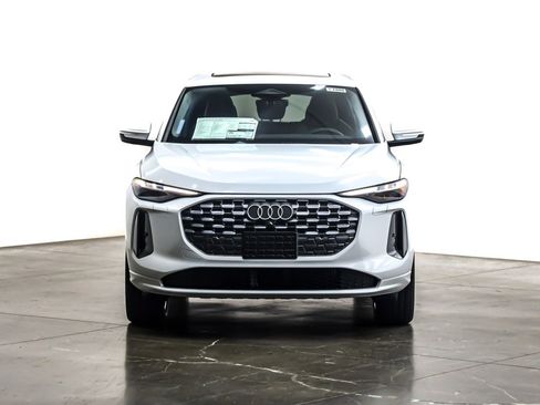 New 2025 Audi Q5 Premium Plus image 2