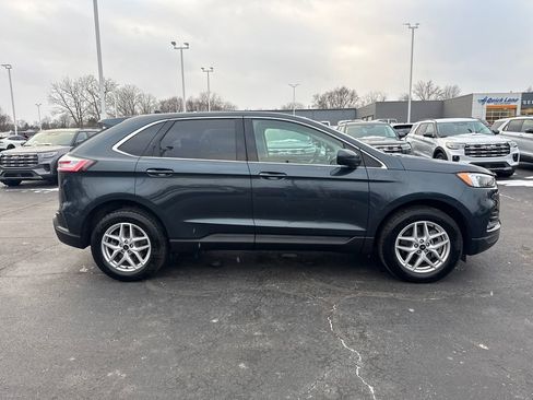 Used 2024 Ford Edge SEL w/ Convenience Package image 6