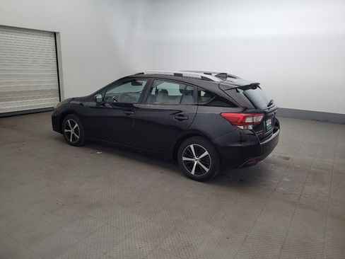 Used 2019 Subaru Impreza 2.0i Premium AWD/4WD image 3