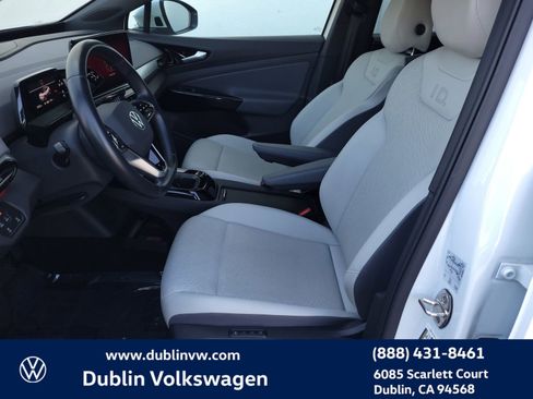 Certified 2021 Volkswagen ID.4 Pro S image 16