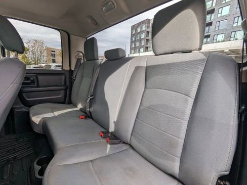 Used 2017 RAM 1500 Express image 18