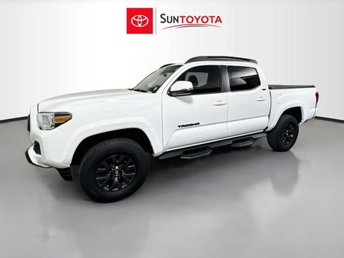 Used 2023 Toyota Tacoma SR5 w/ Technology Package RWD image 9